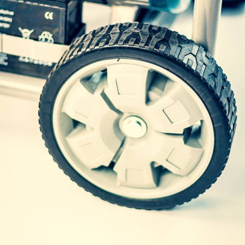 BORMANN Pro BGB6000 Γεννήτρια Βενζίνης 5000W,7kVA,420cc,75dB,AVR,Μίζα,Μπαταρία,Τροχοί